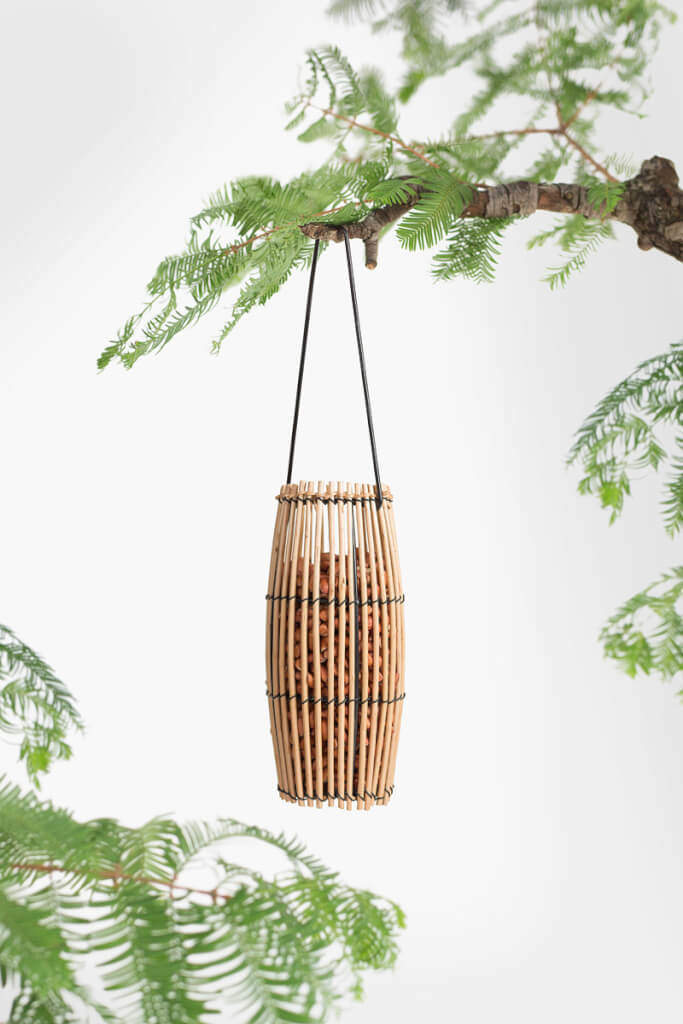 wintervoer-houder-buitenvogels-nyah